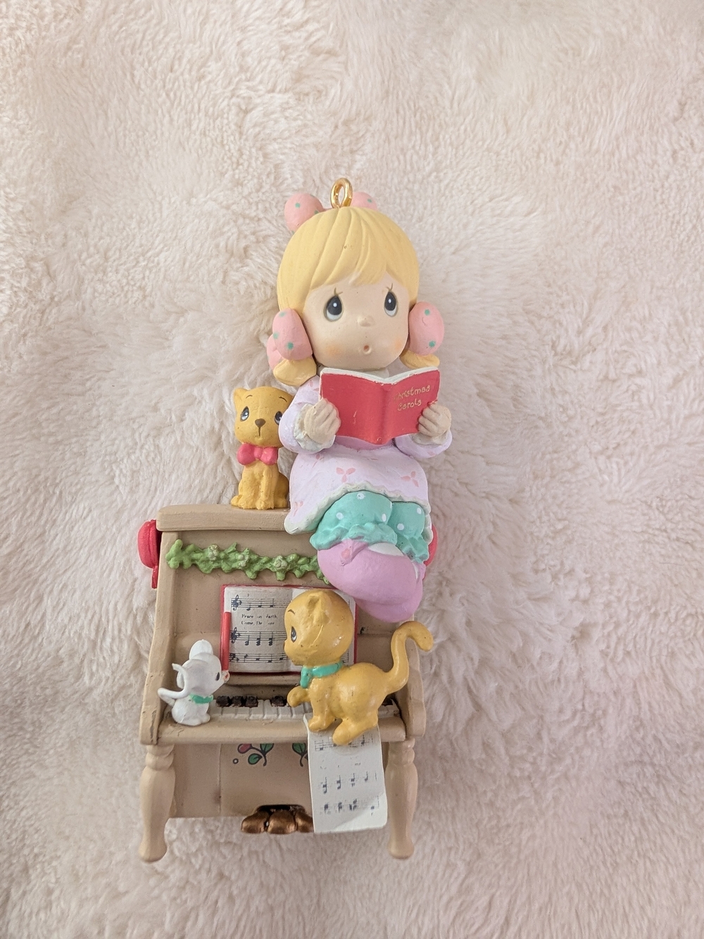 Vintage 1993 Precious Moments A Special Holiday Note Enesco Christmas Ornament